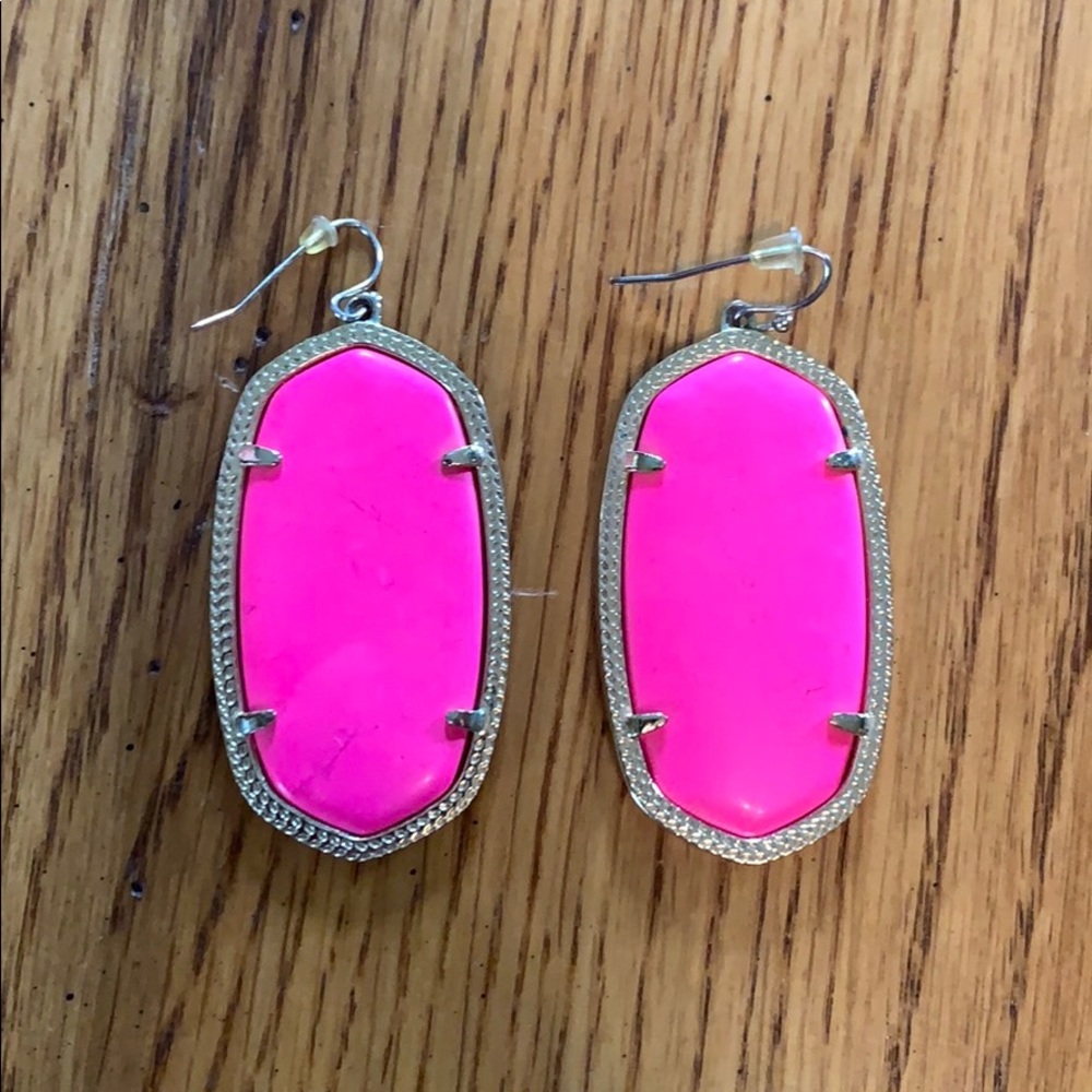 Kendra Scott Hot Pink Danielle Earrings